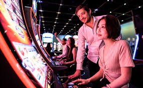faktabet featured game showcase